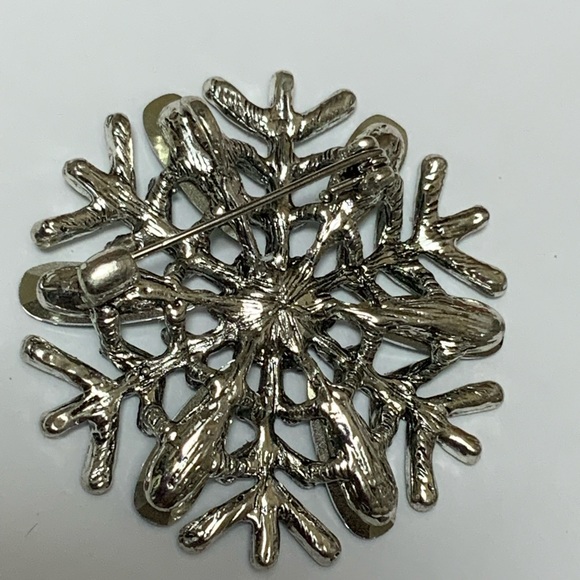 Betsey Johnson Brooch Pin Rhinestone #E052 - Picture 5 of 5